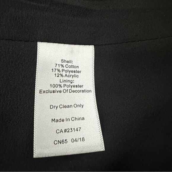 Talbots Black Pencil Skirt Unique Front Buttons Slit In Back size 10 - Picture 7 of 7